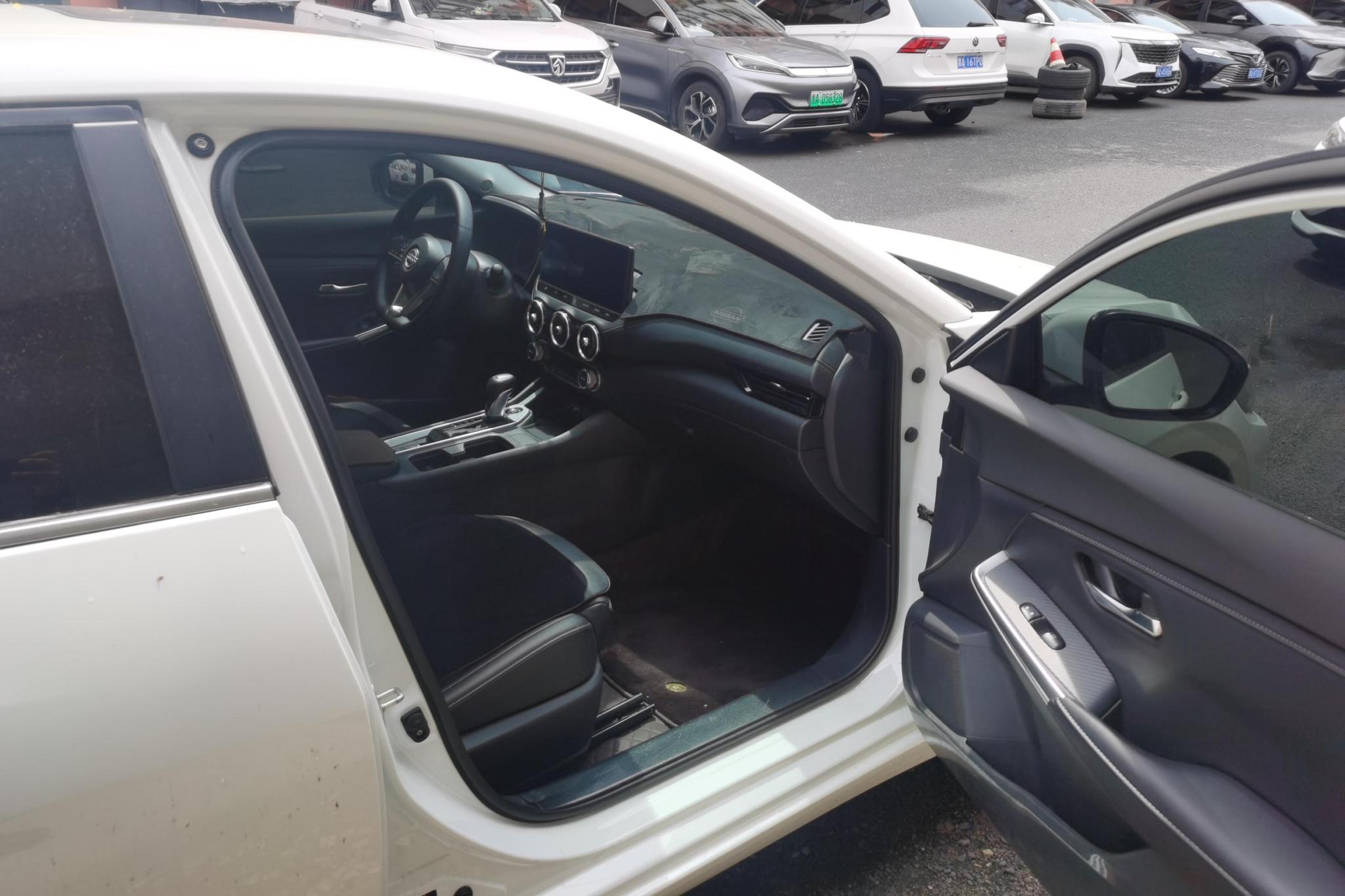 Nissan Xuan Yi id 4439097 из Китая 17