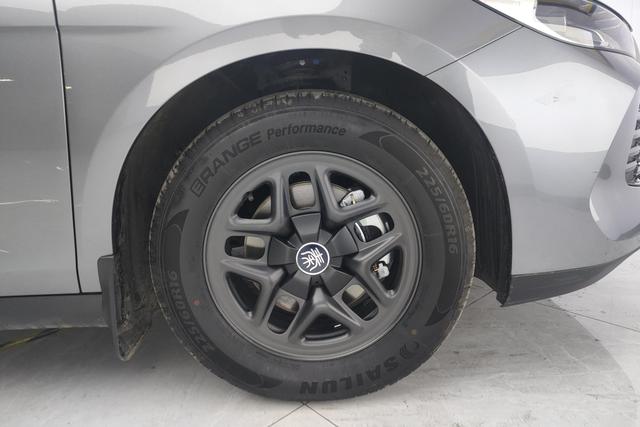 BYD QIN PLUS Hybrid 2025 — фото 9