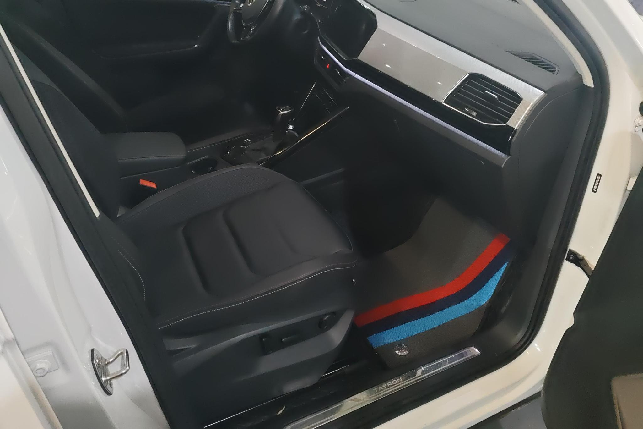 Volkswagen Tayron 2021 330TSI 3