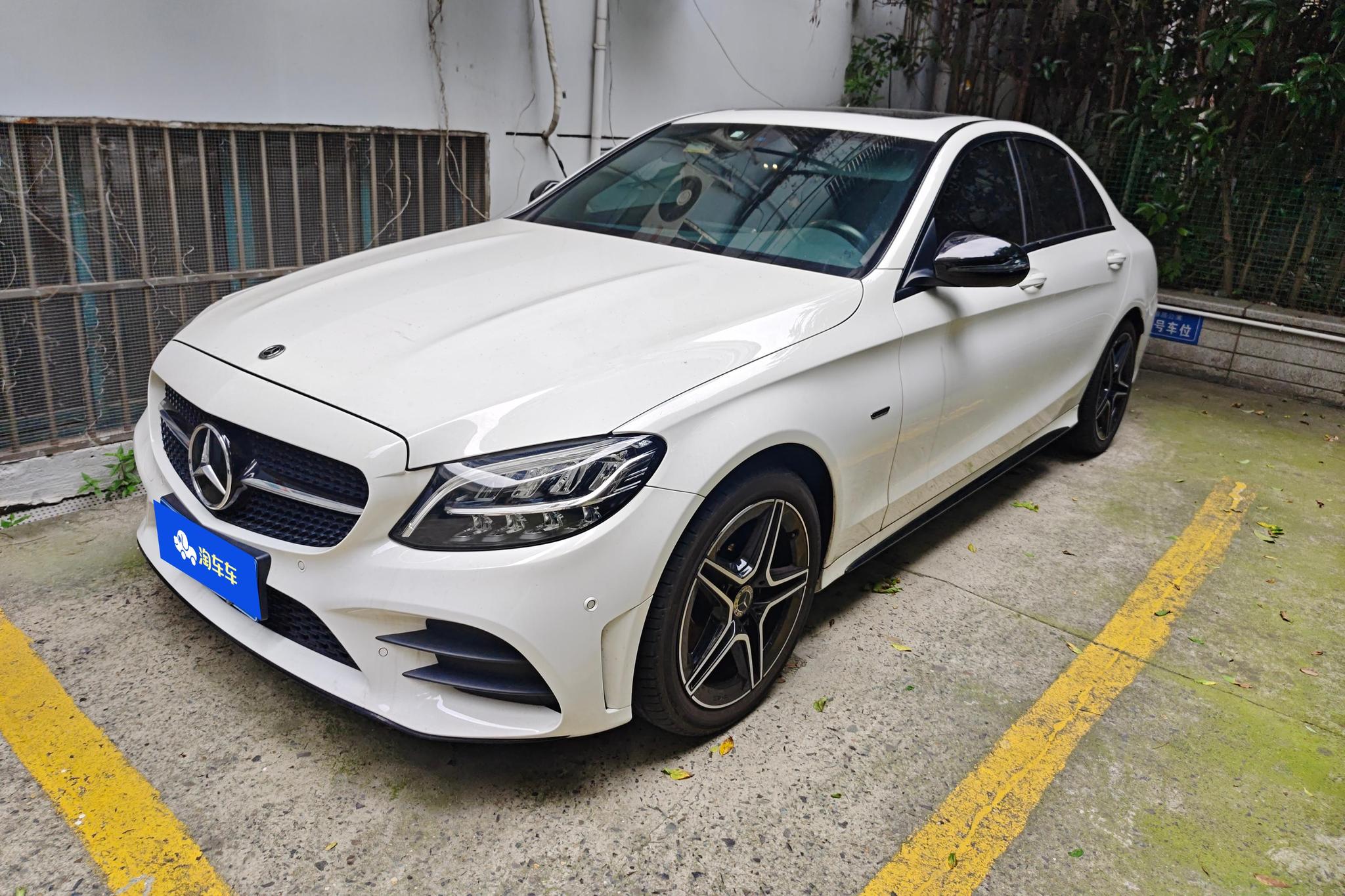 Mercedes-Benz Class C id 4439222 из Китая 17