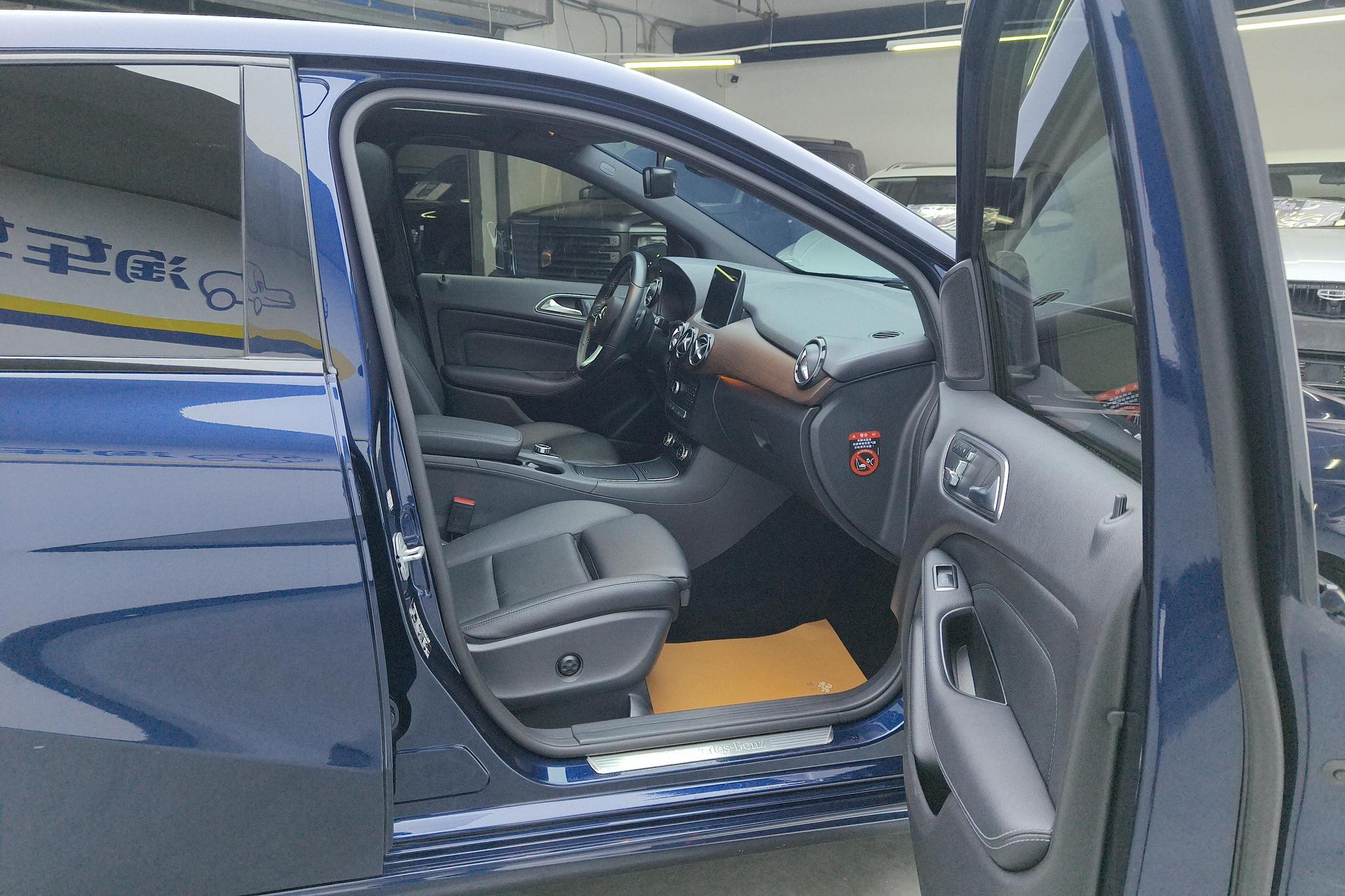 Mercedes-Benz B-Class B 2018 B 200 Luxury