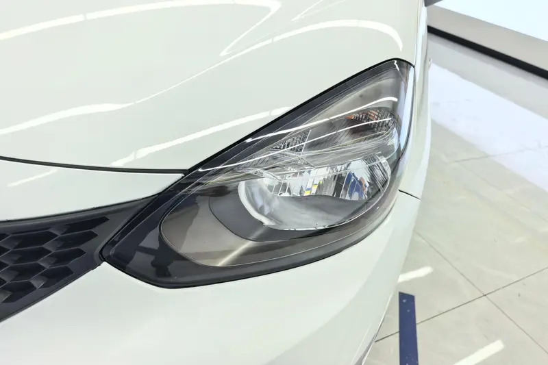 Honda Fit — фото 4