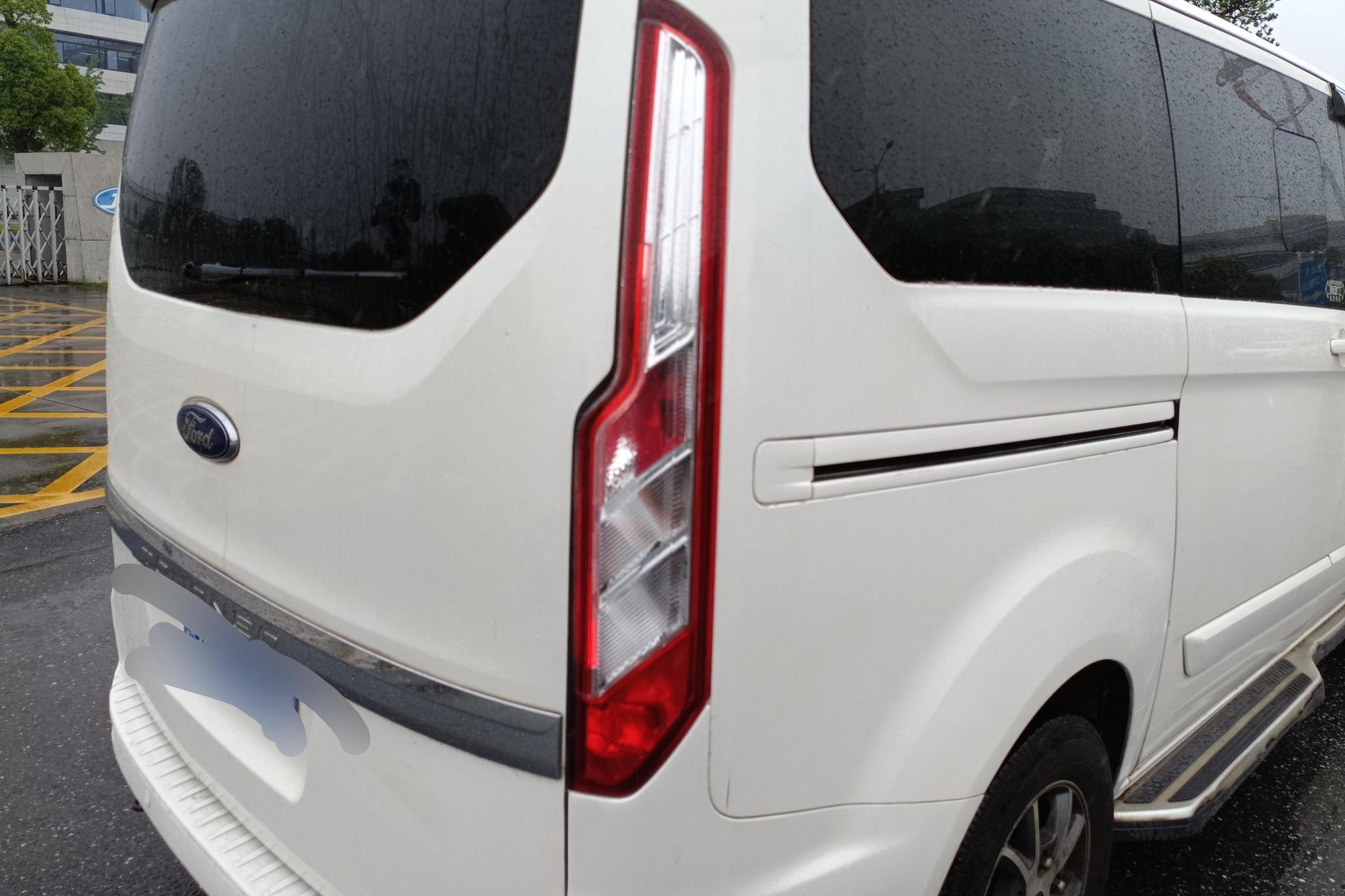 Ford Tourneo 2020 2.0T AT