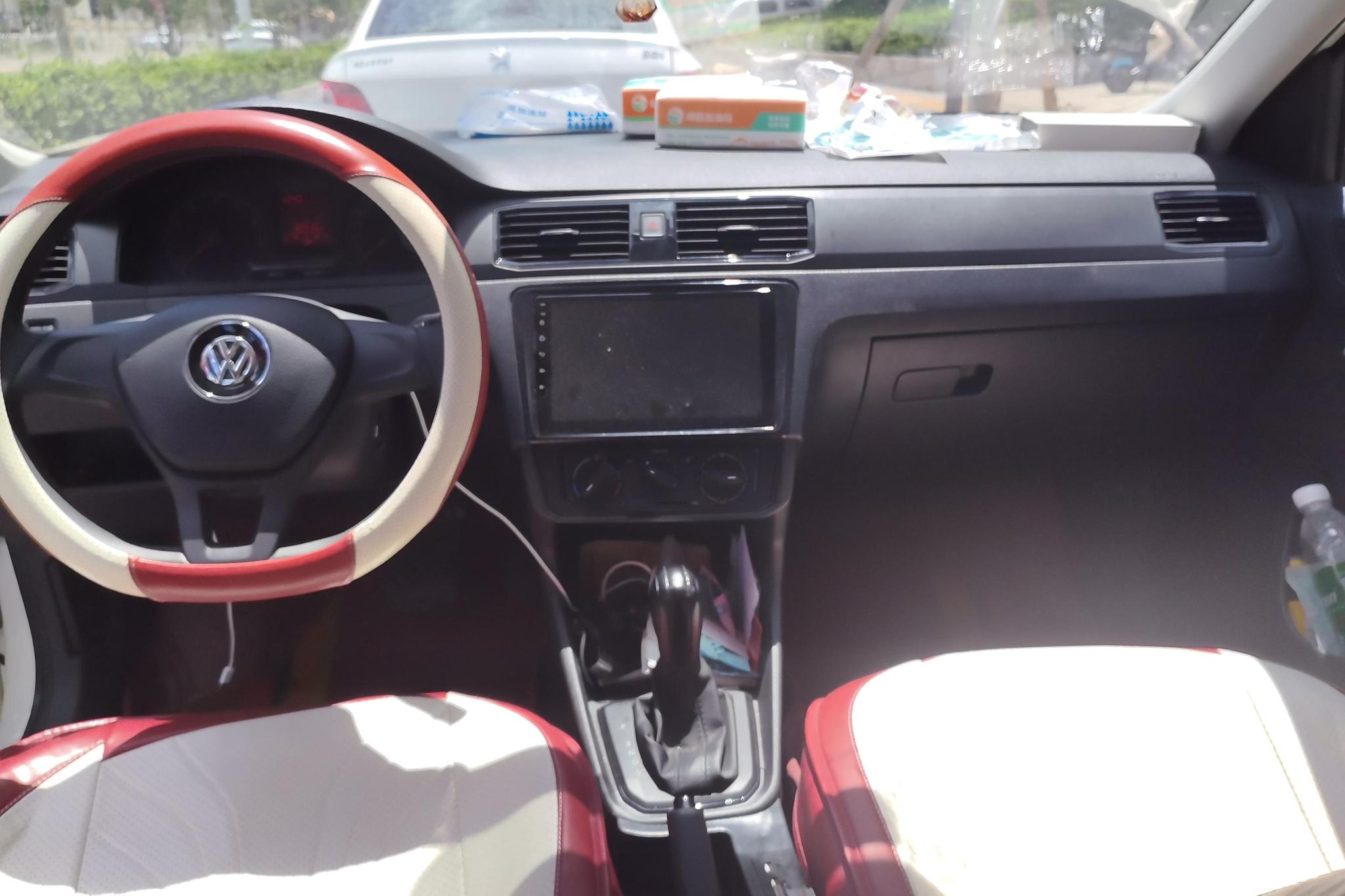 Volkswagen Santana id 4453837 из Китая 15