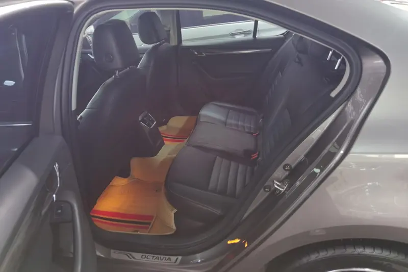 Skoda Octavia — фото 8