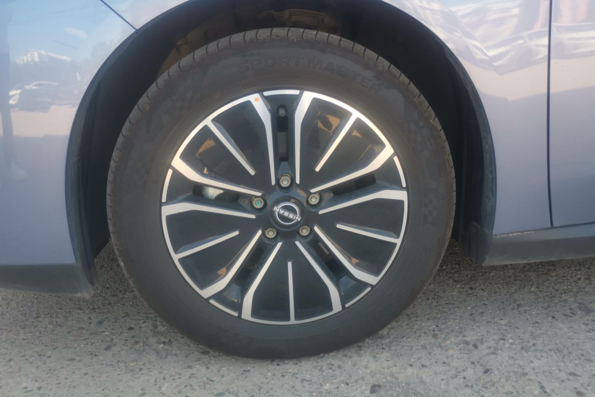Nissan N6 id 4439848 из Китая 17