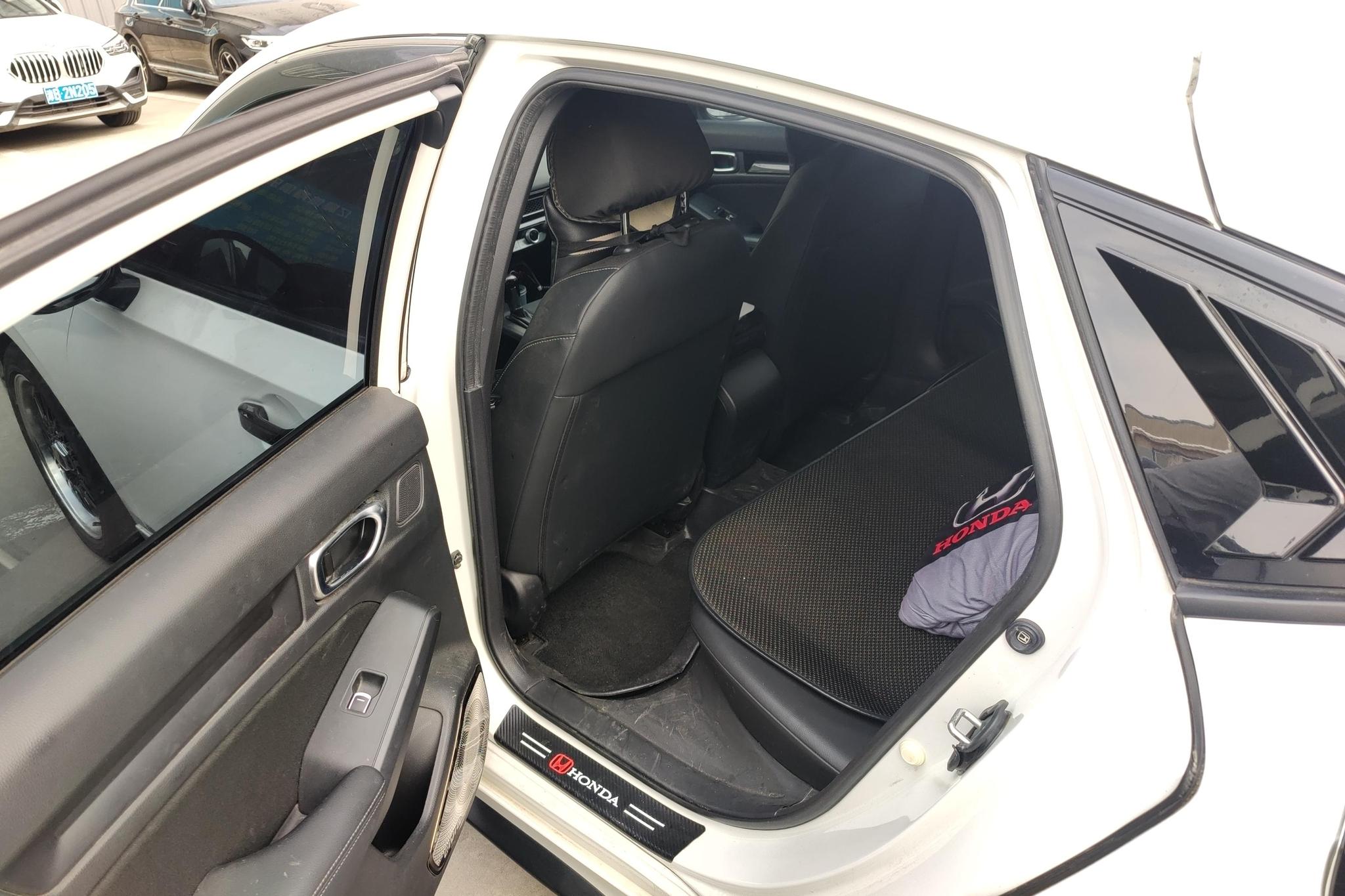 Honda Civic id 4451821 из Китая 16