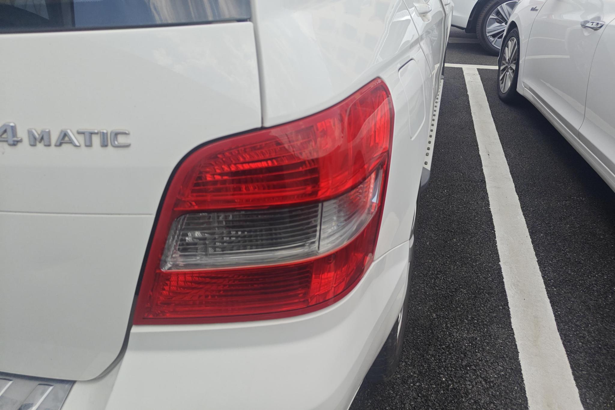 Mercedes-Benz GLK 2010 GLK 300 4MATIC Fashion