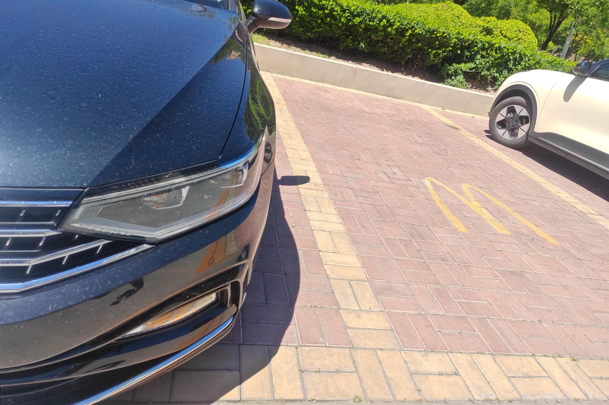 Volkswagen Magotan id 4439277 из Китая 14