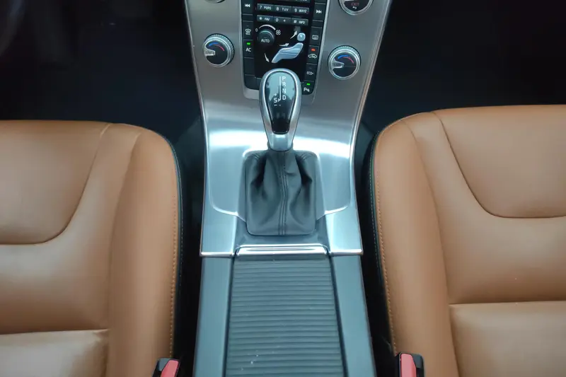 Volvo S 60 S 60 L T 3 — фото 13