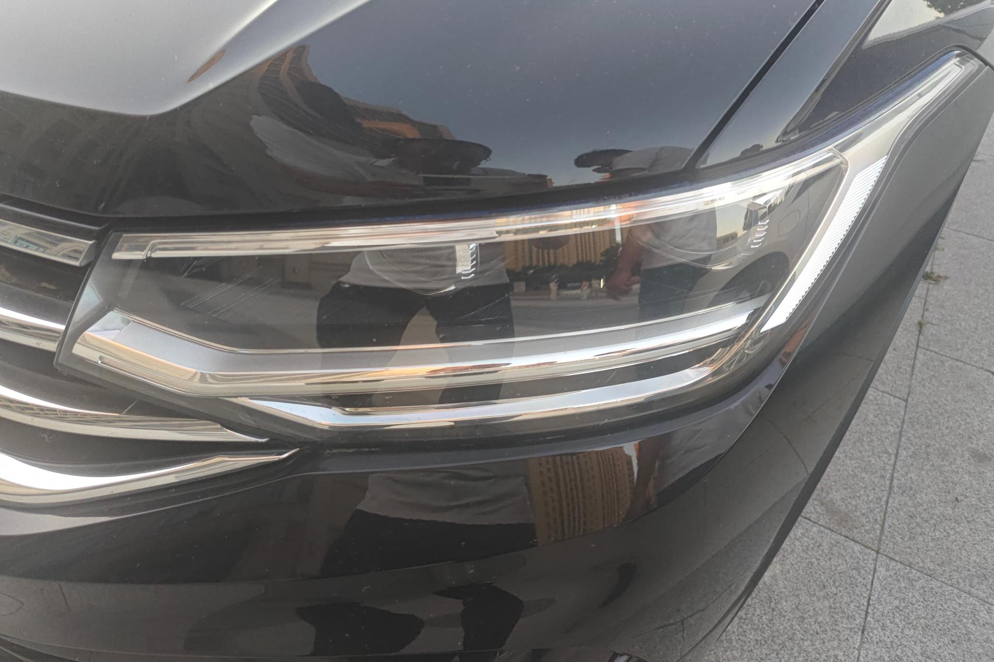 Volkswagen Tiguan L id 4451923 из Китая 14