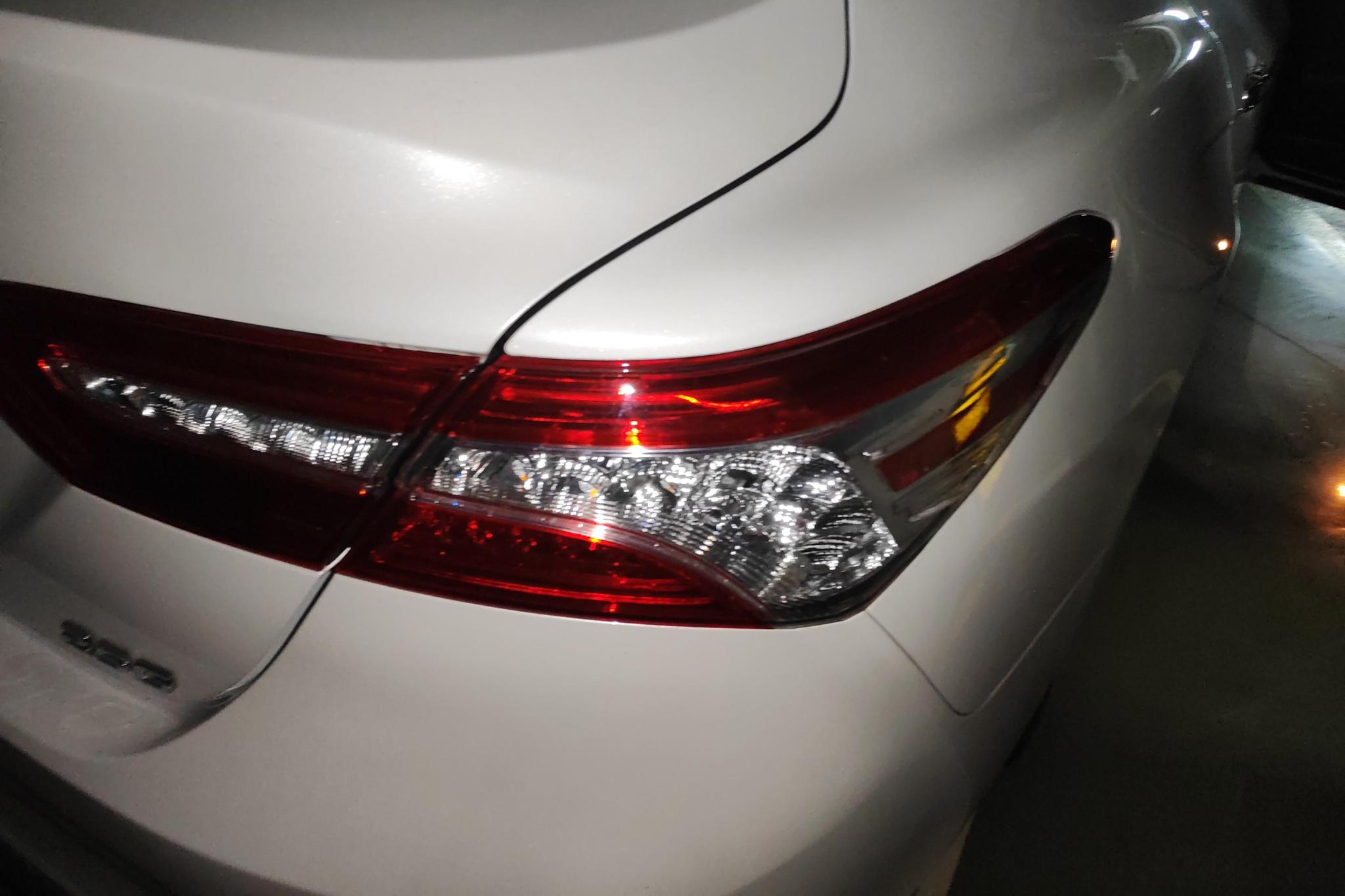 Toyota Camry id 4438004 из Китая 15