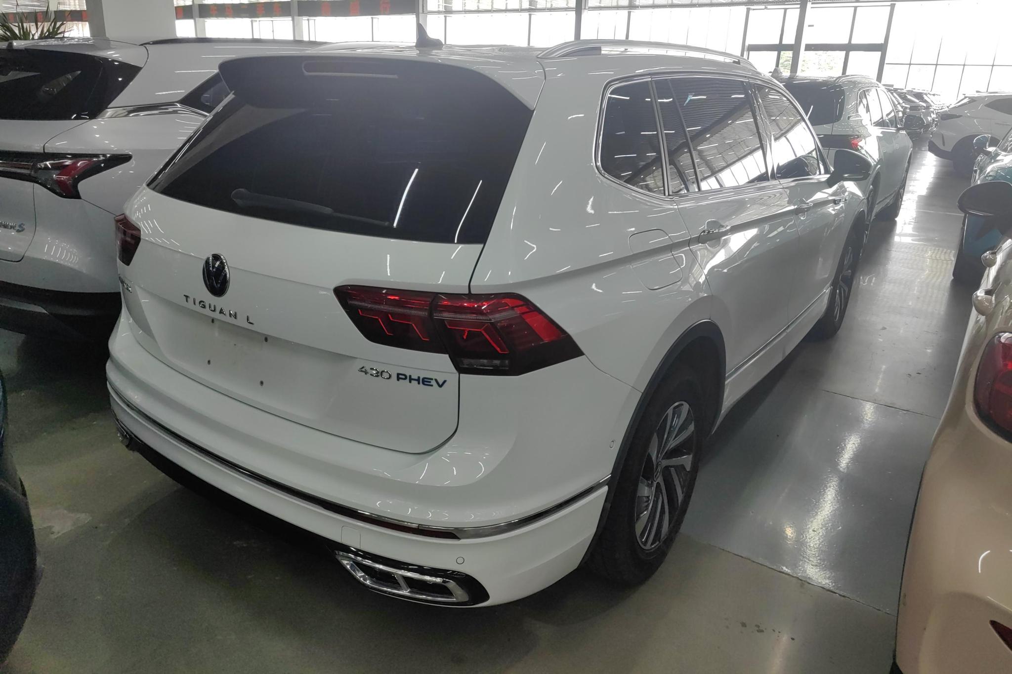 Volkswagen Tiguan L PHEV id 4439304 из Китая 15