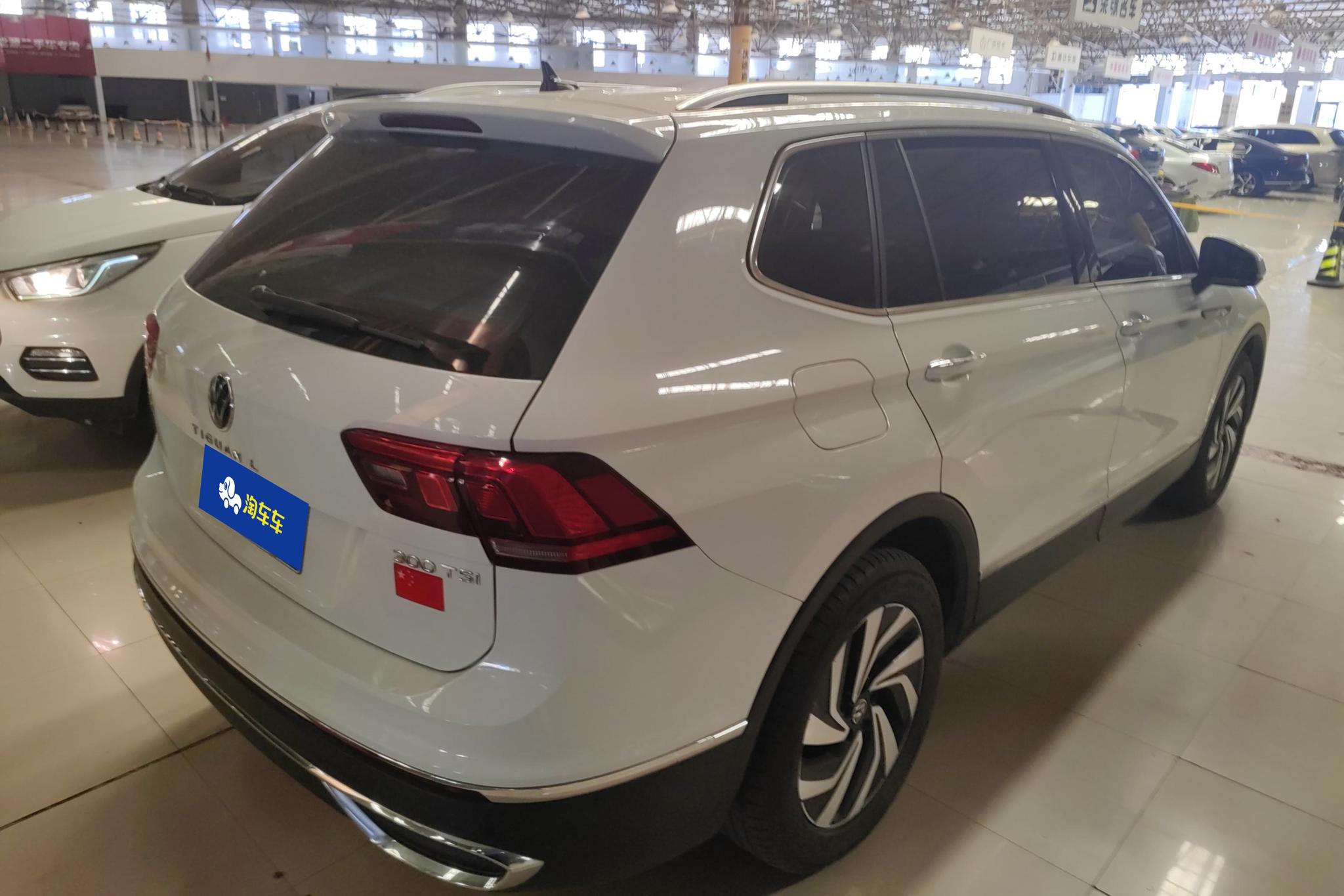 Volkswagen Tiguan L id 4439361 из Китая 15