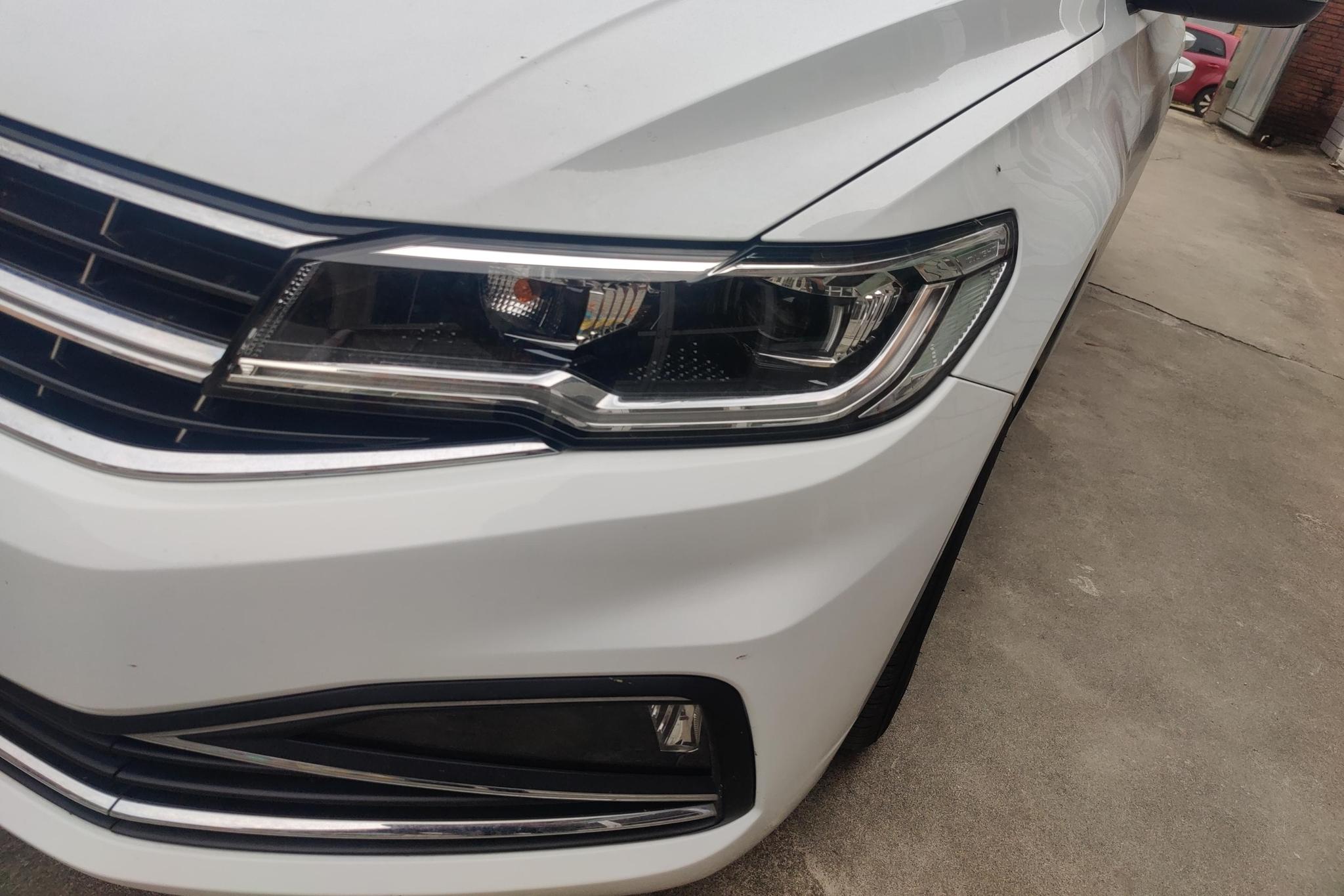 Volkswagen Bora id 4451922 из Китая 15