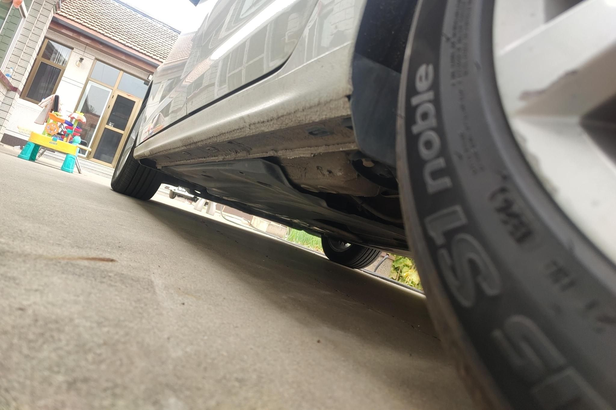Volkswagen Bora id 4451922 из Китая 17
