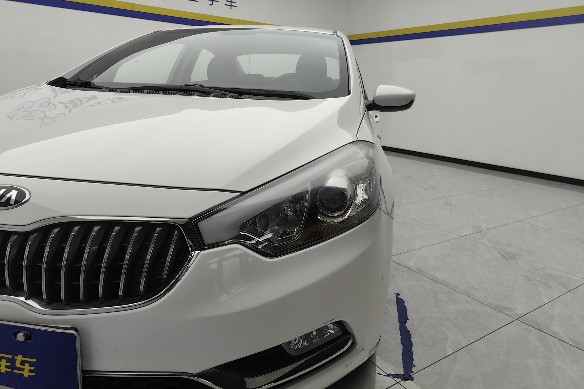 Kia K3 2015 1.6L MT GL