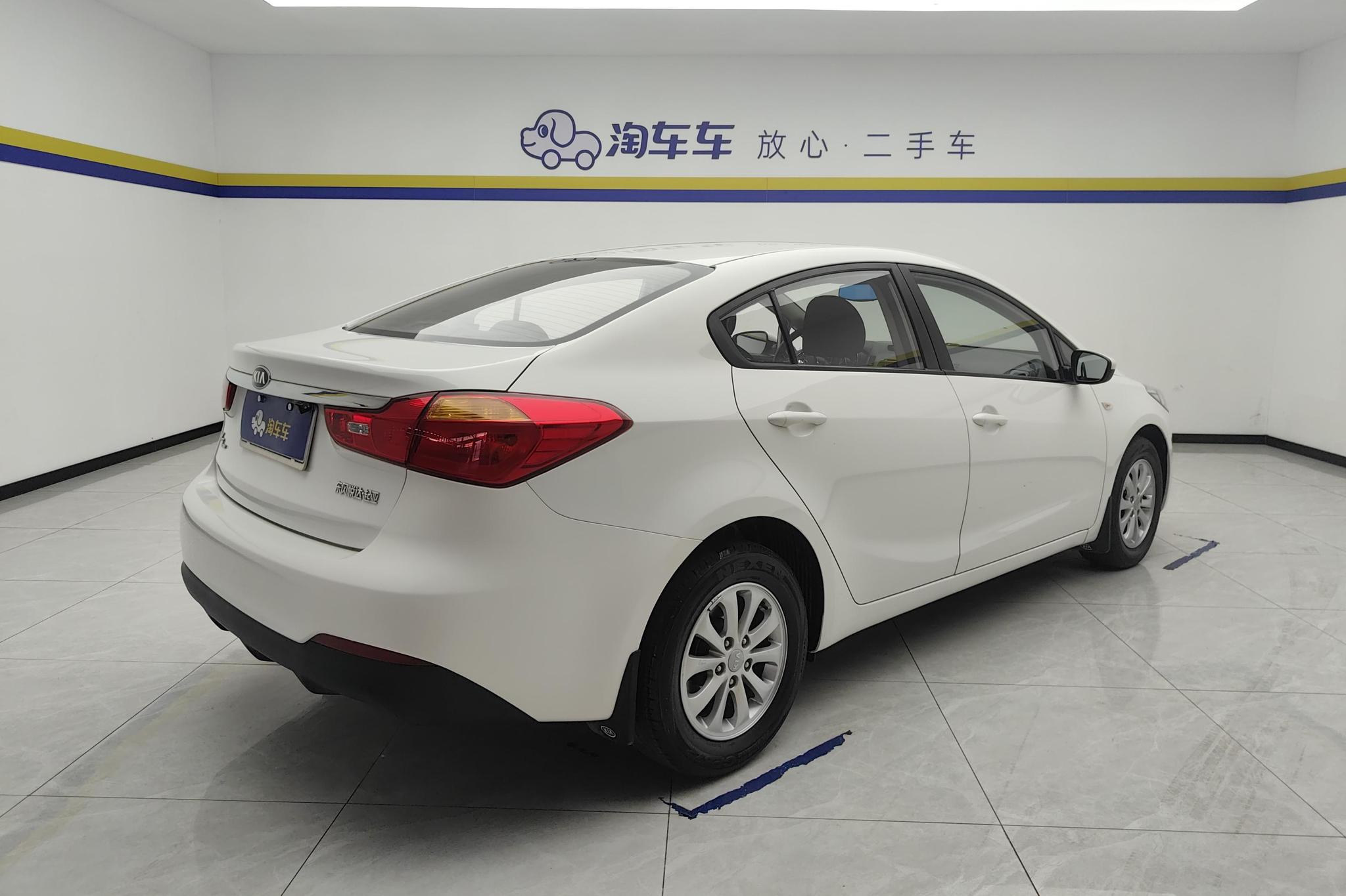 Kia K3 2015 1.6L MT GL