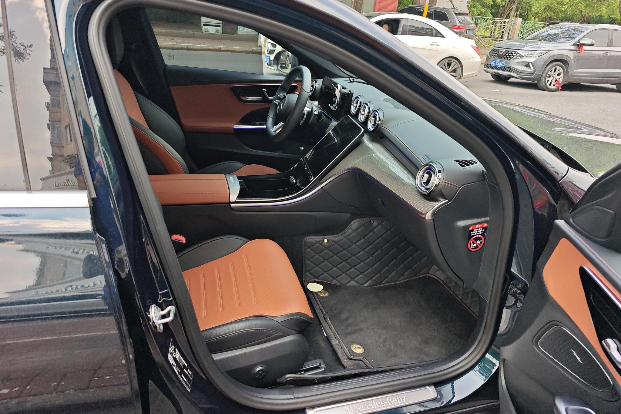 Mercedes-Benz Class C id 4454176 из Китая 16
