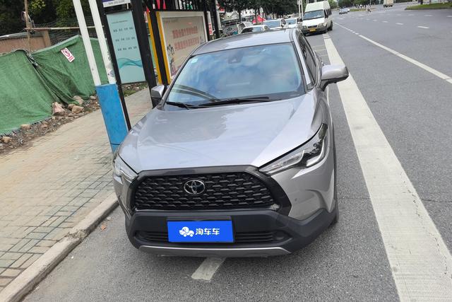 2022 Toyota Corolla Cross thumbnail 28