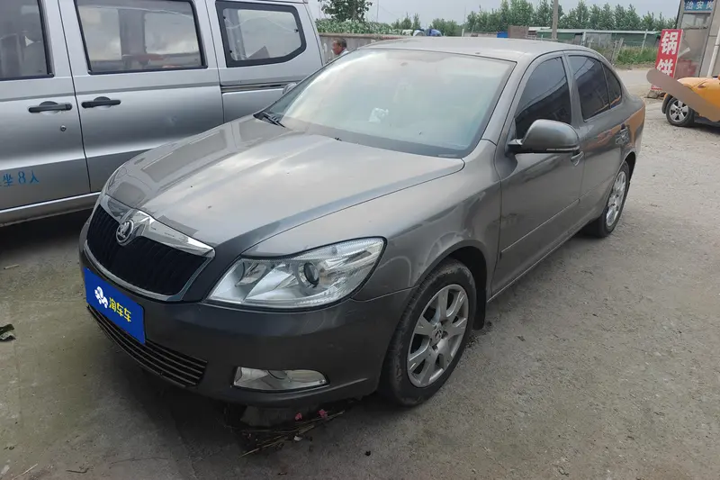 Skoda Octavia — фото 1