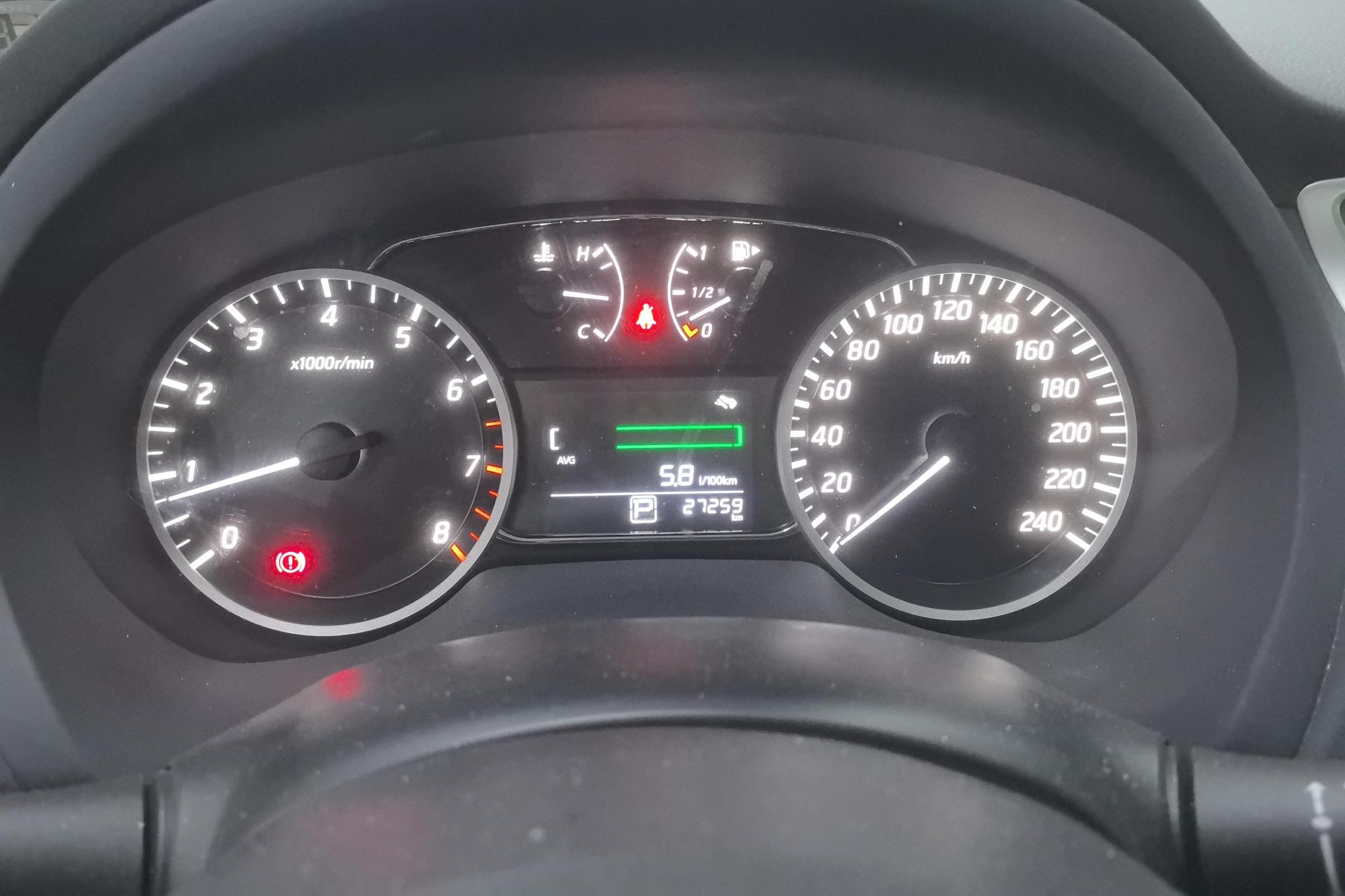 Nissan Xuan Yi id 4455544 из Китая 12