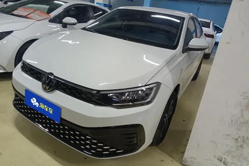 Volkswagen Lavida 1.5 L AT