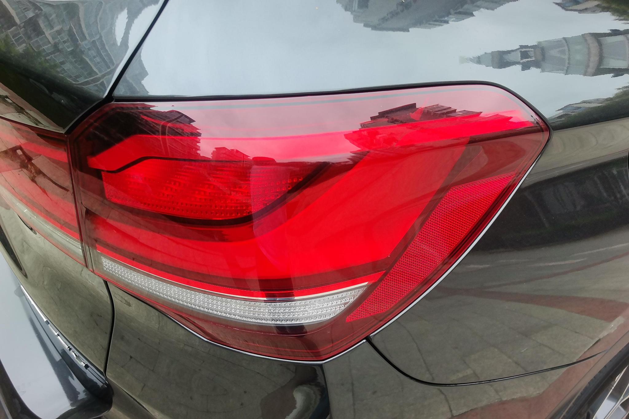 BMW X1 id 4498743 из Китая 16