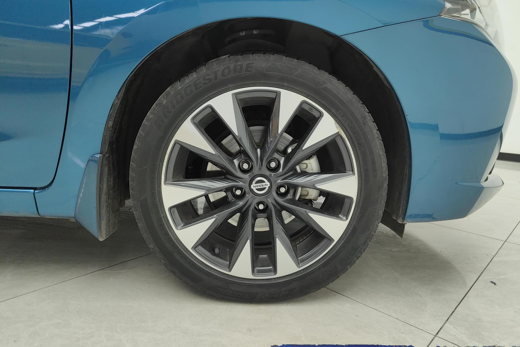Nissan Bluebird 2019 1.6L CVT V