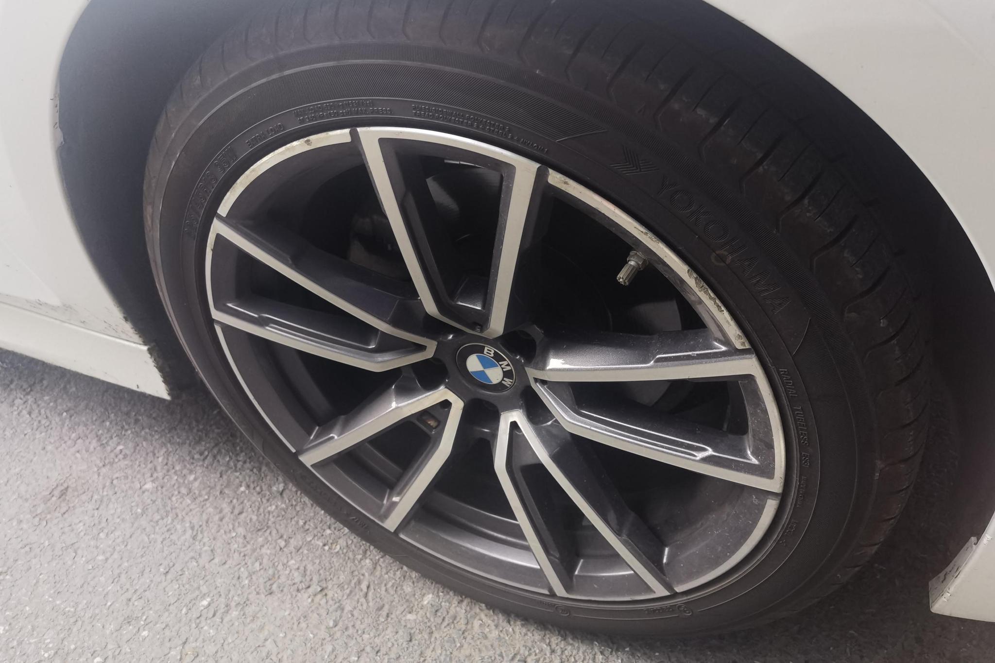 BMW 3 series id 4479244 из Китая 16
