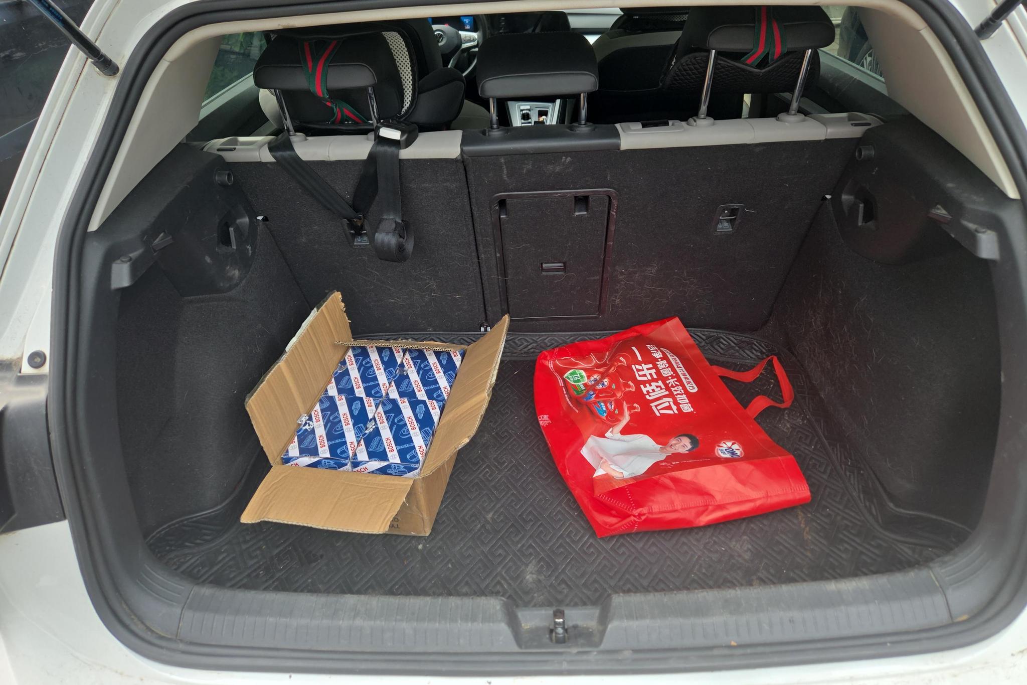Volkswagen Golf id 4473738 из Китая 16