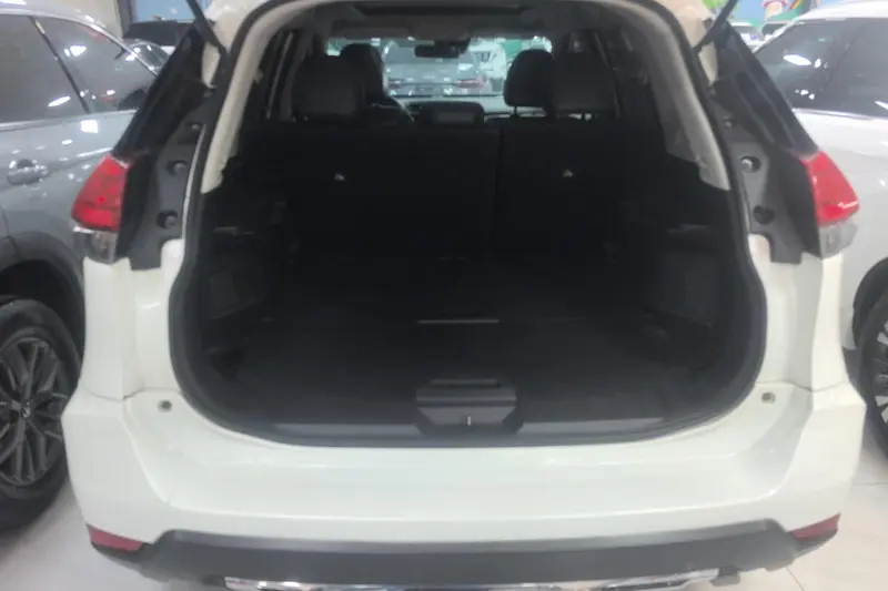 Nissan X-Trail — фото 11