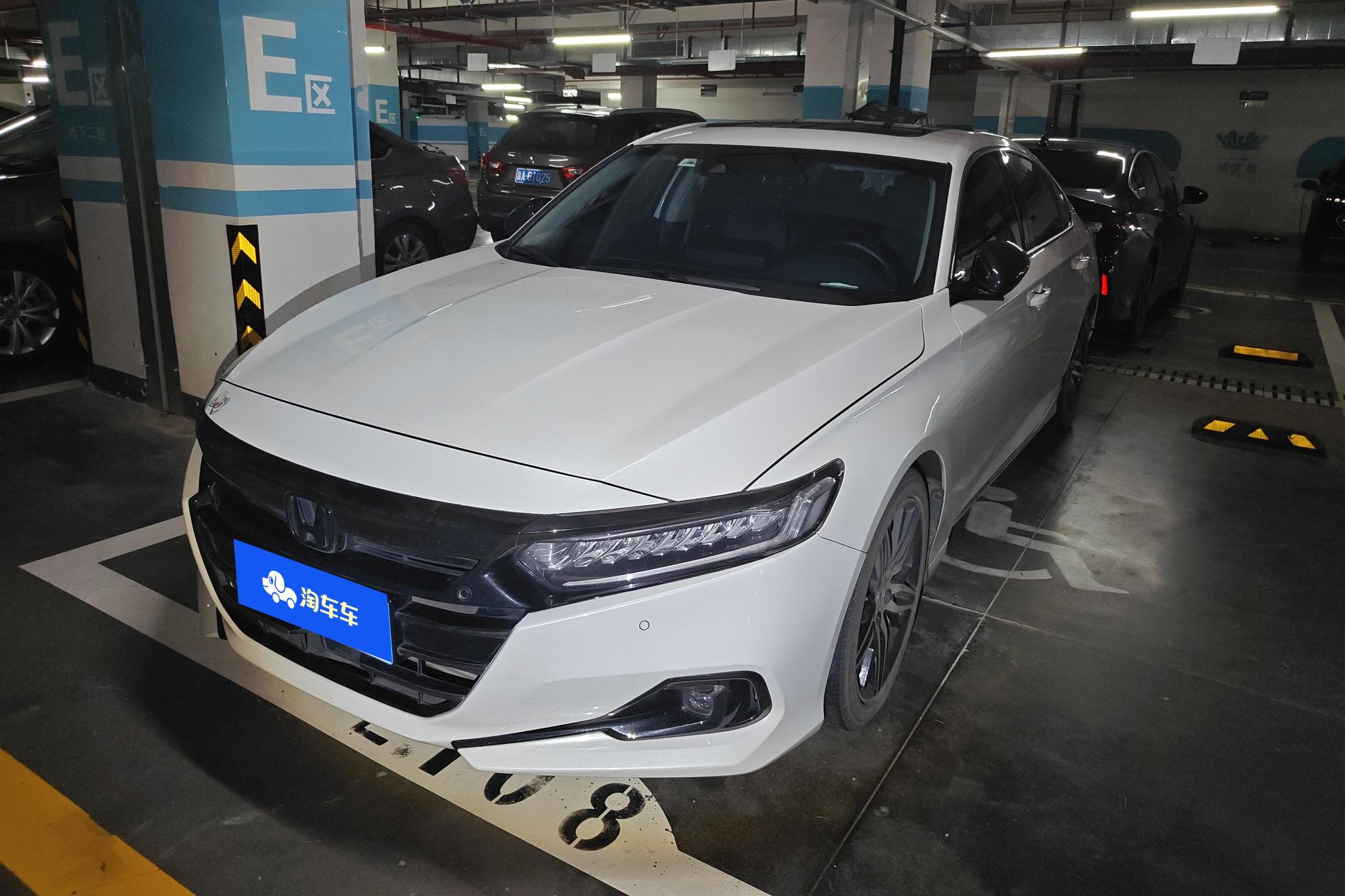 Honda Accord id 4486922 из Китая 17
