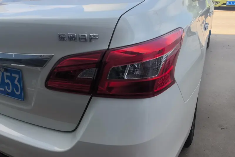 Nissan Sylphy 1.6 XE CVT Comfort — фото 5