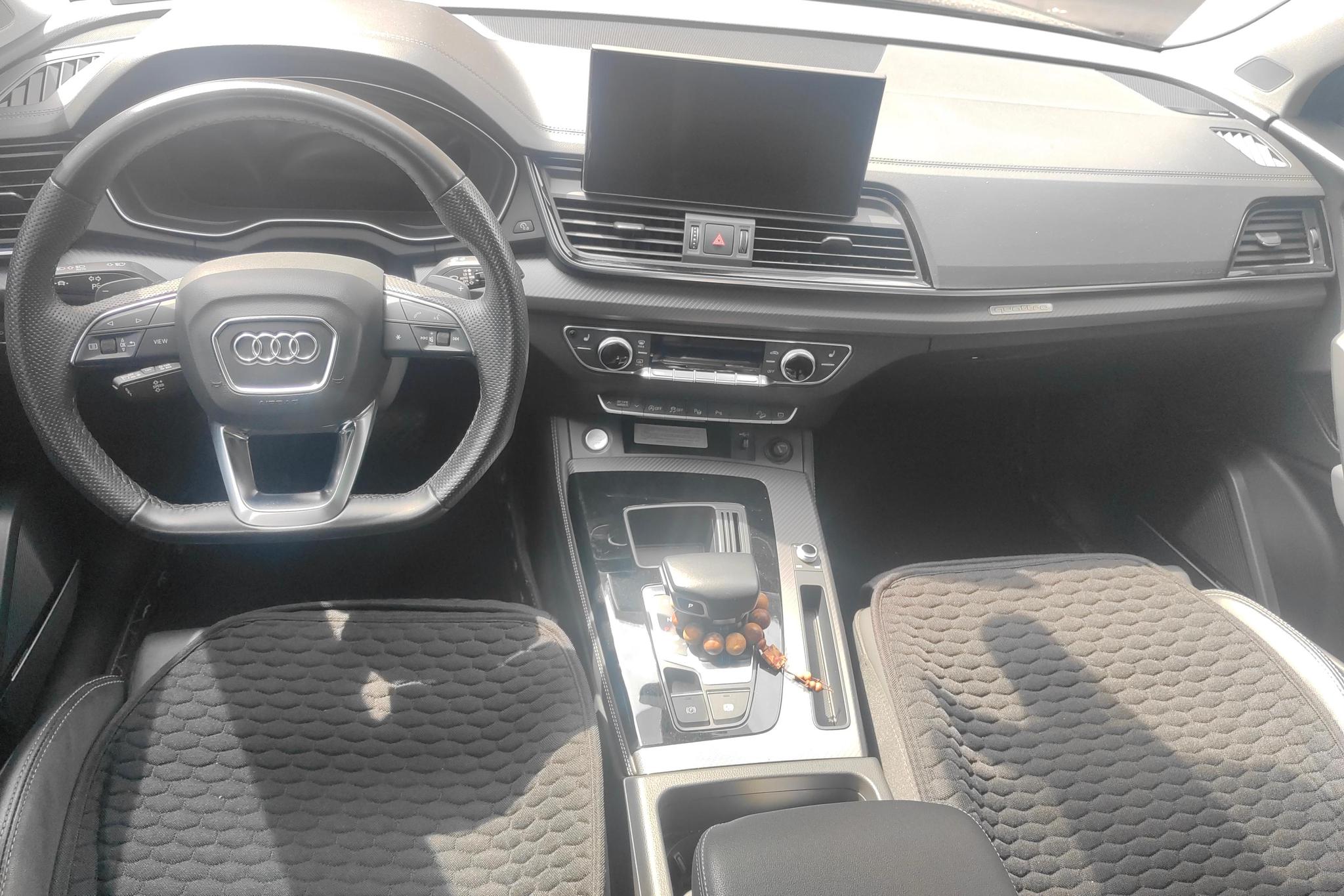 Audi Q5L id 4486900 из Китая 8
