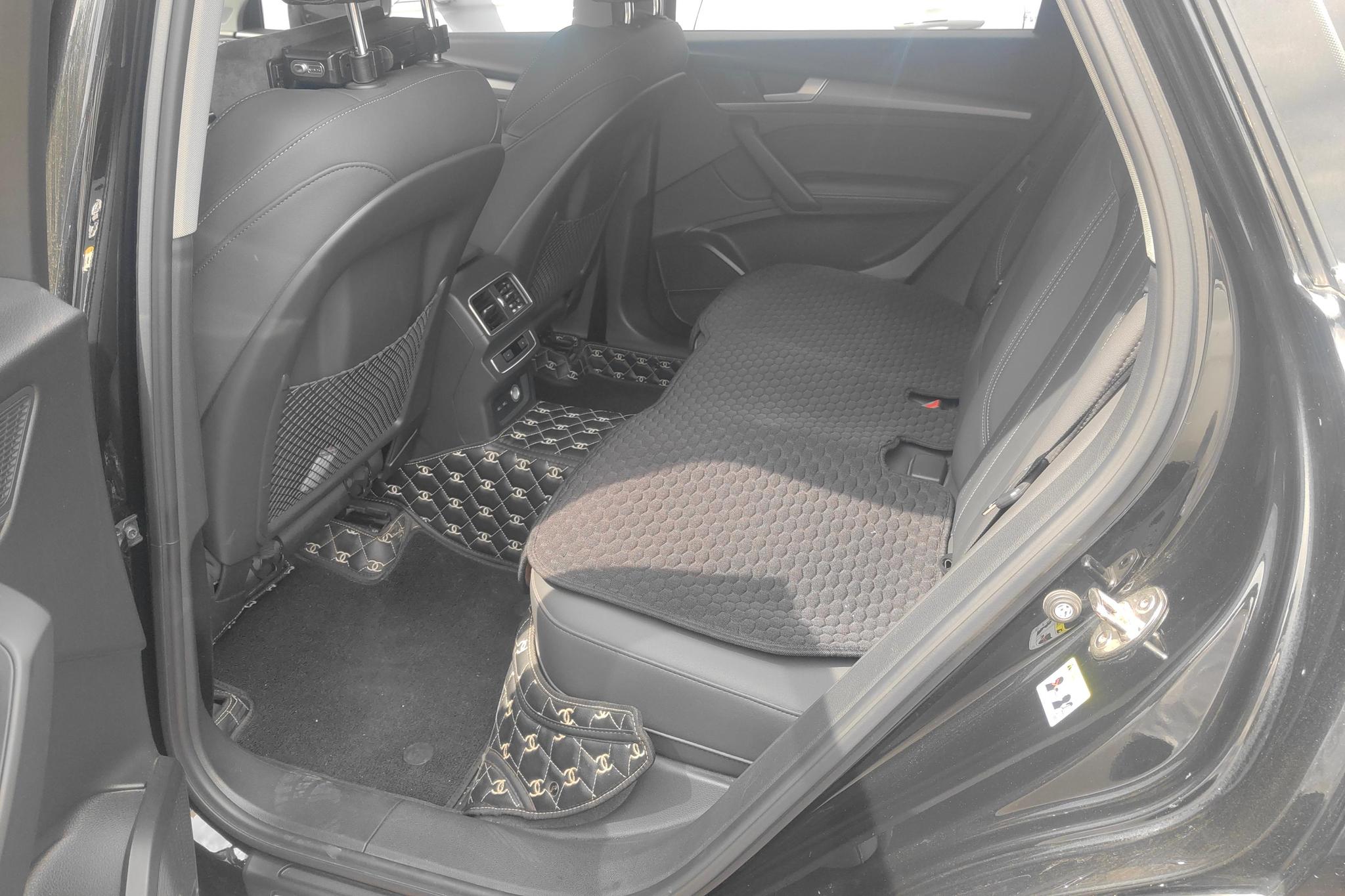 Audi Q5L id 4486900 из Китая 13