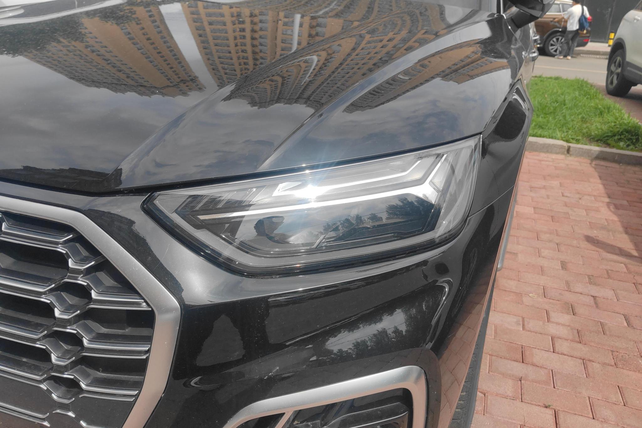 Audi Q5L id 4486900 из Китая 17