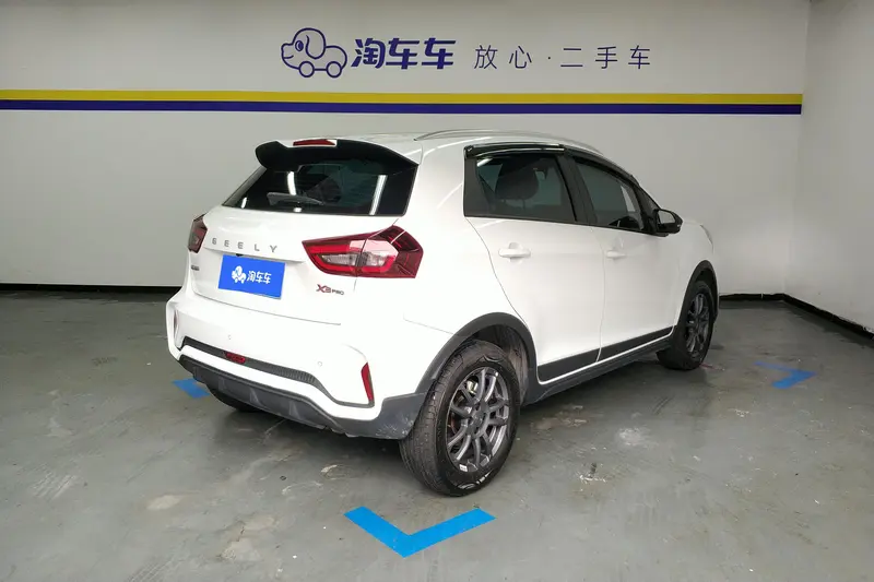 Geely Vision X3 — фото 3
