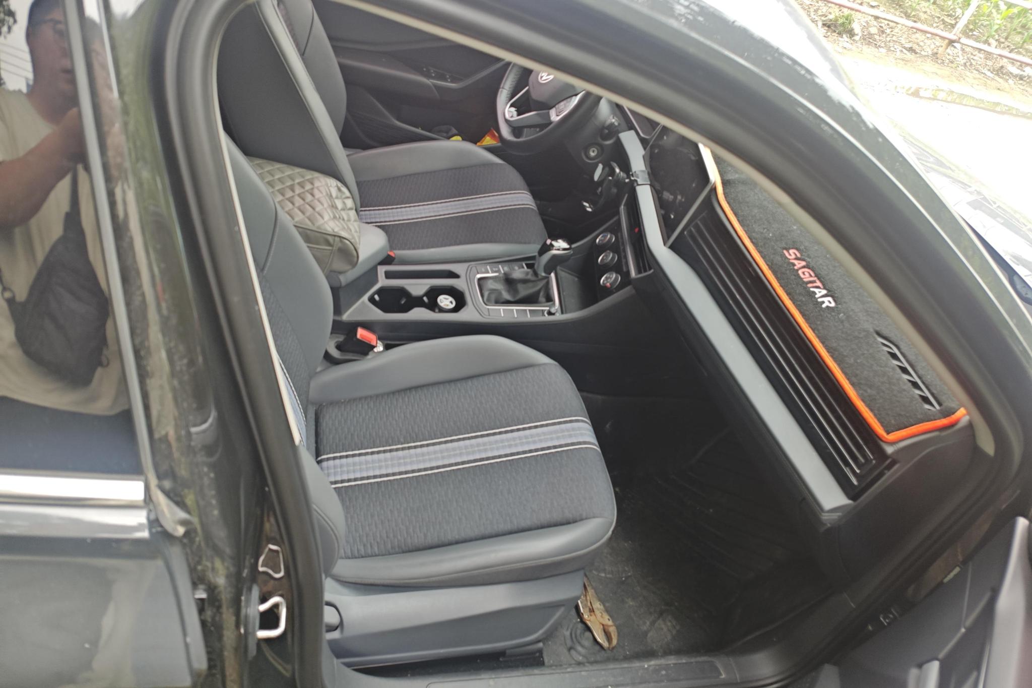 Volkswagen Sagitar id 4486920 из Китая 13