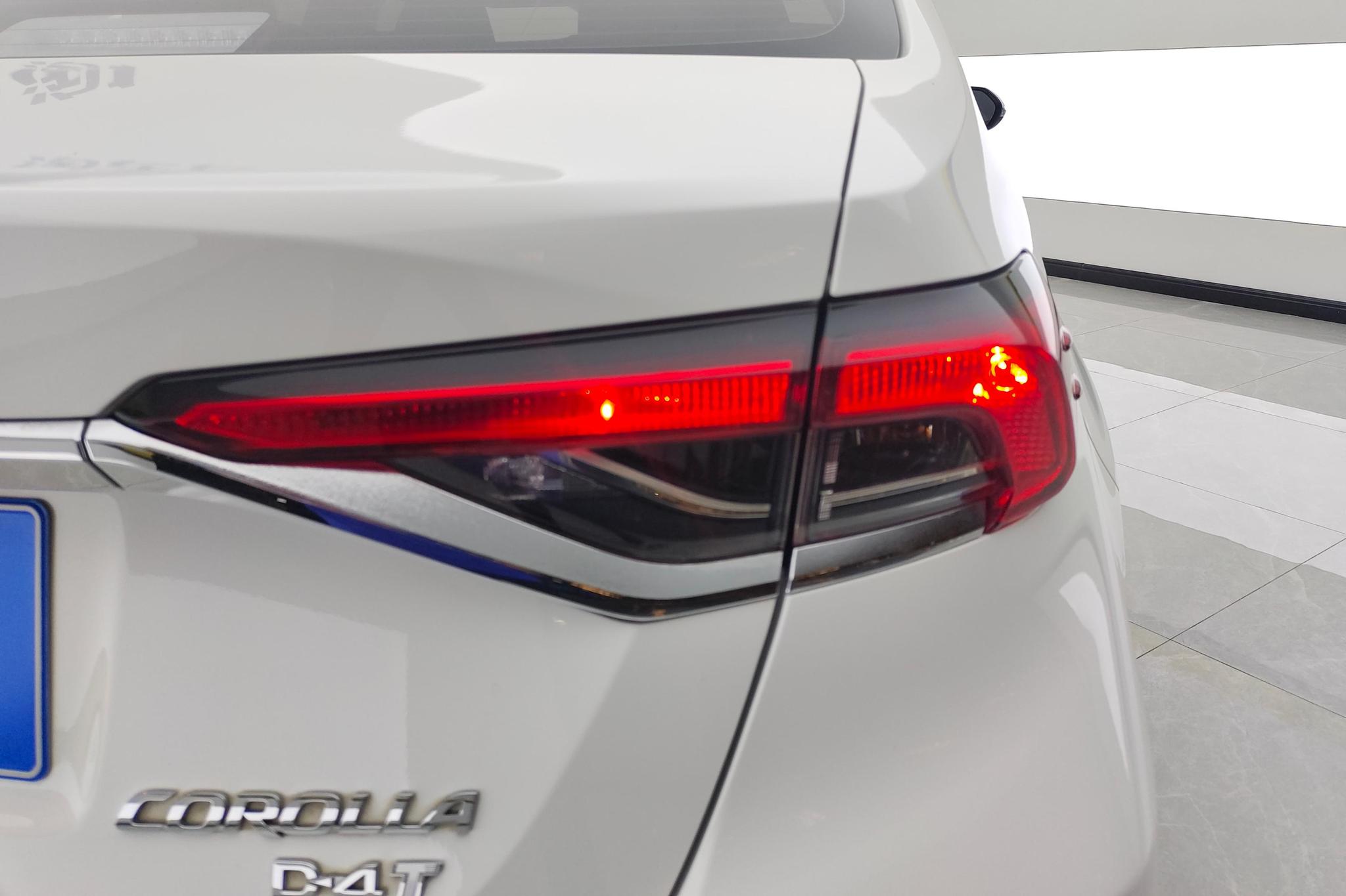 Toyota Corolla id 4510851 из Китая 17