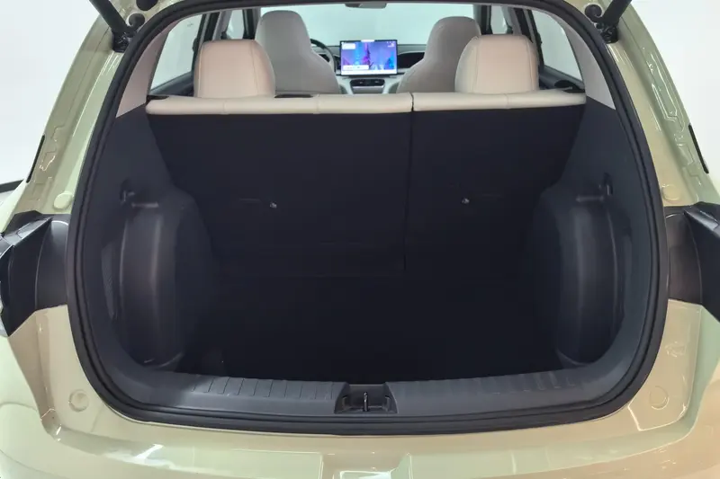 Geely Galaxy Starwish — фото 11