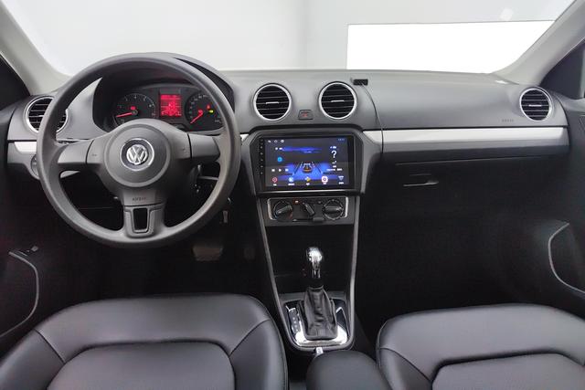 Volkswagen Jetta 2015 — фото 12