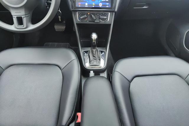 Volkswagen Jetta 2015 — фото 14
