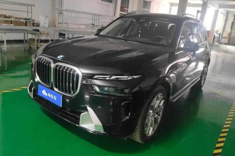 BMW X 7 x Drive 40i Luxury Package