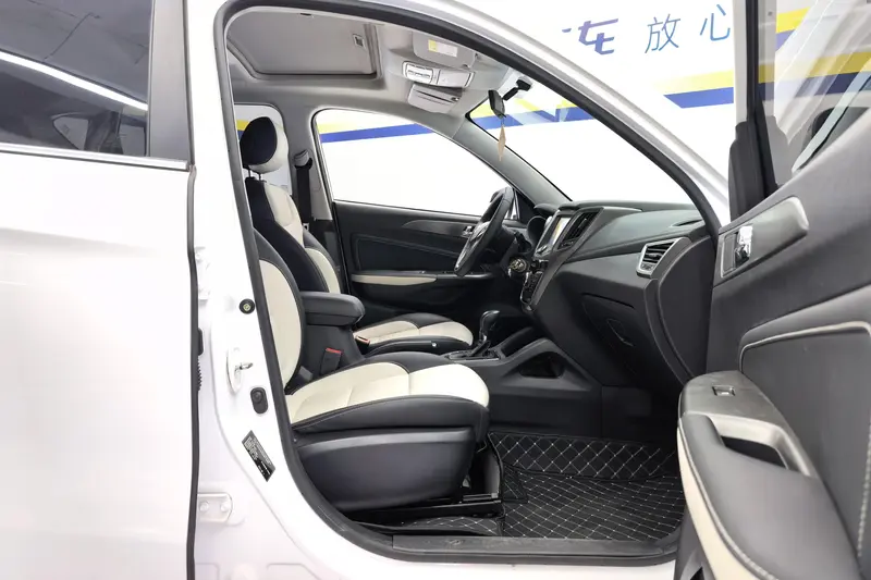 Changan CS35 — фото 11