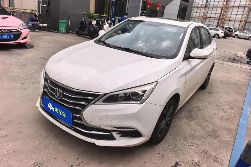 Changan Eado DT — фото 1