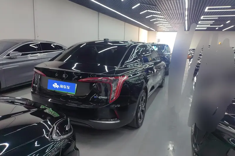 Hongqi E-QM5 — фото 2