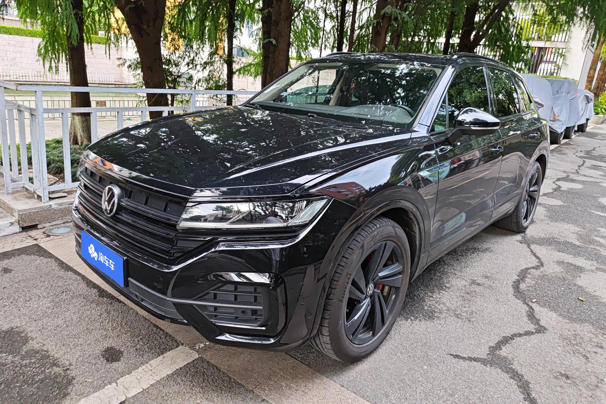 Volkswagen Touareg id 4510502 из Китая 12