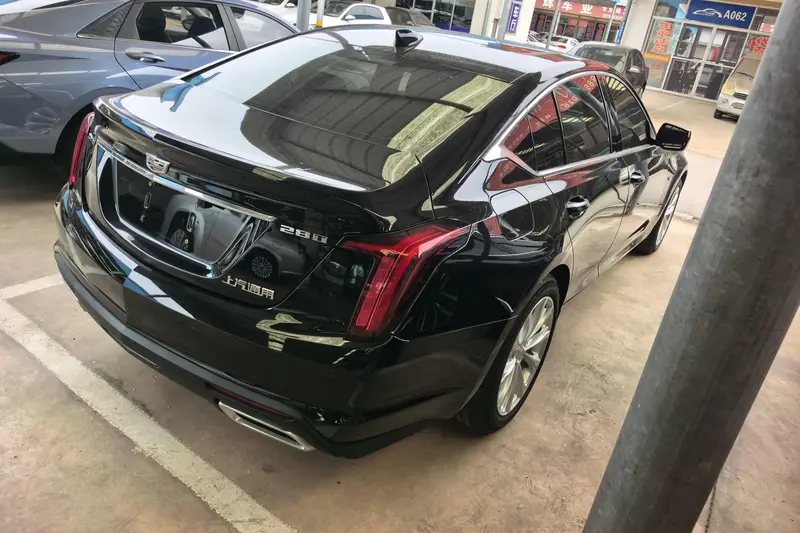 Cadillac CT5 — фото 3