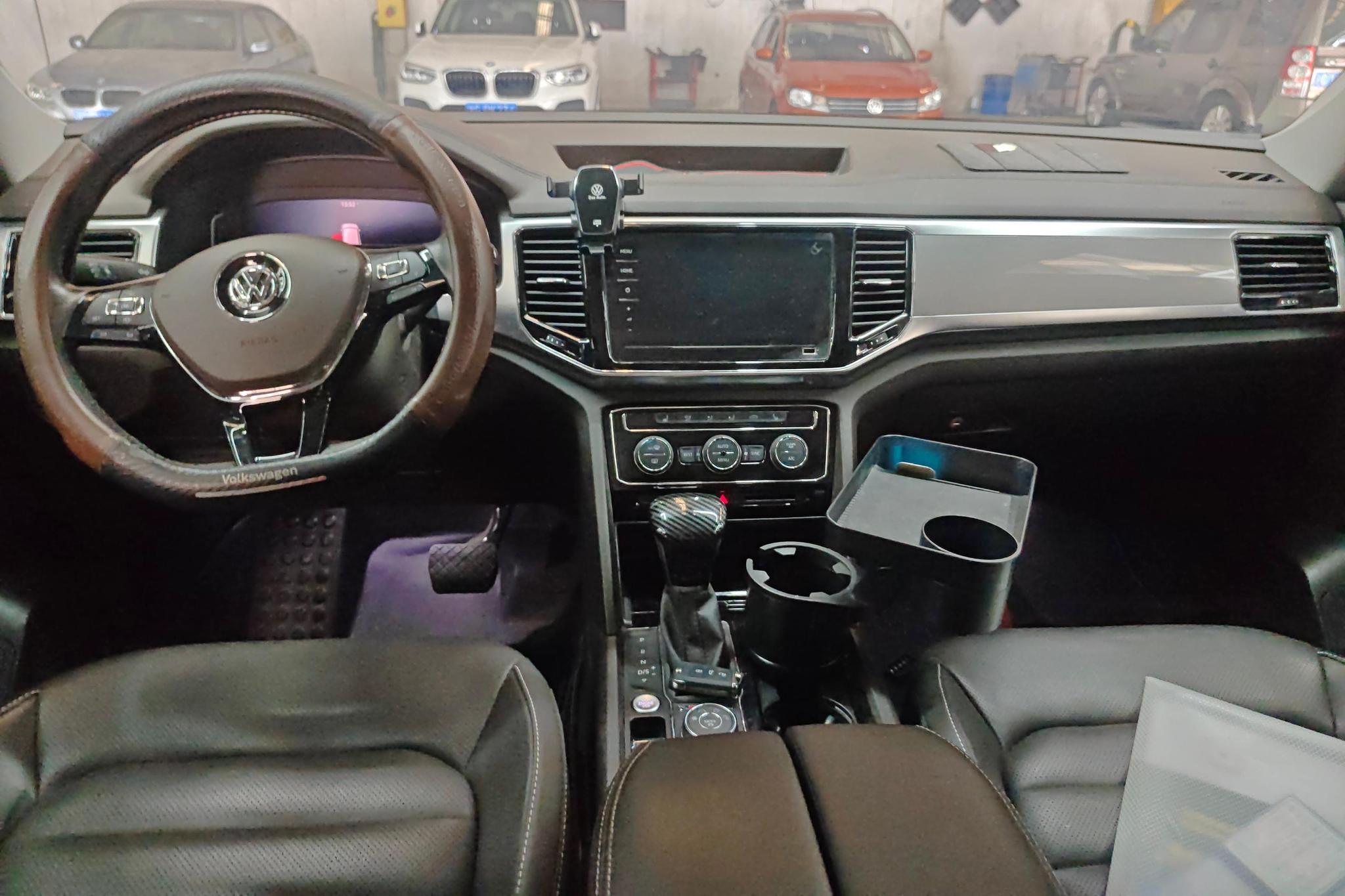 Volkswagen Tourang id 4510392 из Китая 15